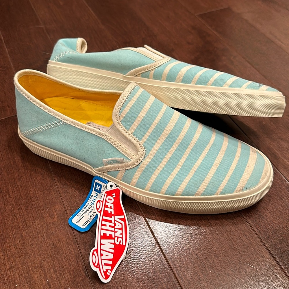 NEW Women’s Vans